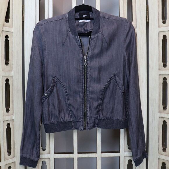 Uraban Outfitters BDG Gray Chambray Drapey Bomber Jacket - Picture 2 of 7